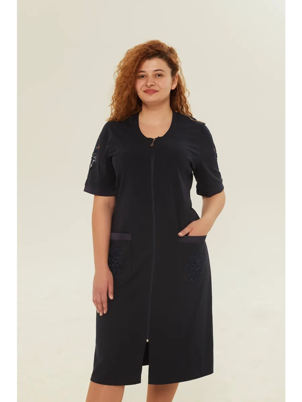 Халат трикотажный с гипюром домашний на молнии