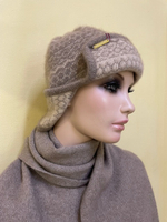 Шапка-ушанка женская.