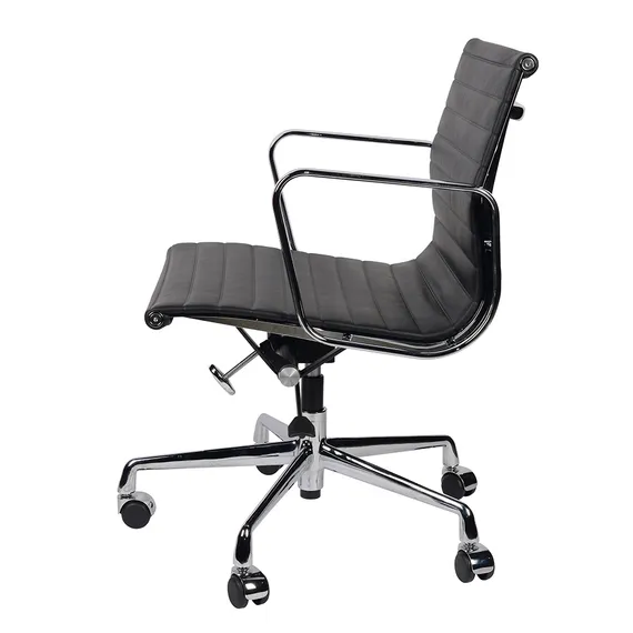 Офисное кресло Eames Ribbed EA 117 черная кожа