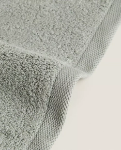 ZARA HOME (НАБОР ИЗ 3 ШТ.) ПОЛОТЕНЦЕ ИЗ ВЫСОКОКАЧЕСТВЕННОГО ХЛОПКА, ЗЕЛЕНЫЙ