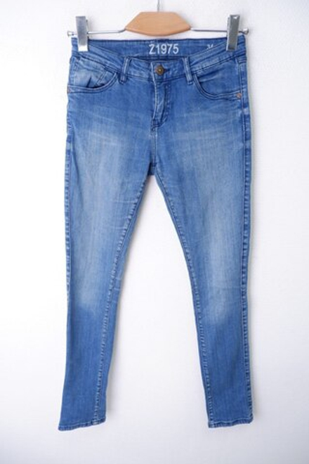 Джинсы Z1975 Zara с потертостями 40 размер