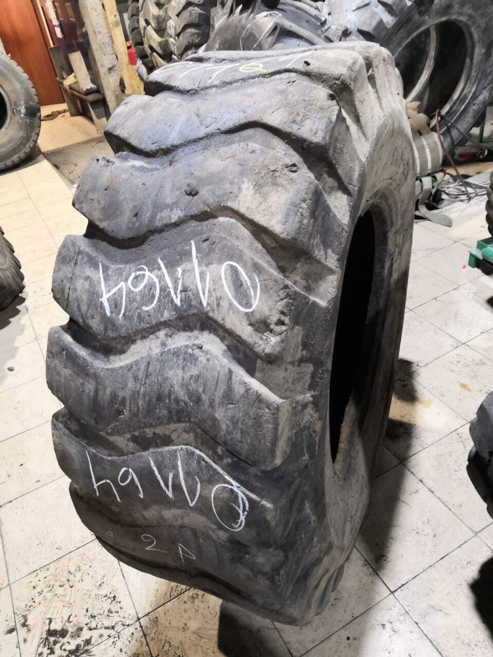 17.5-25 RockBuster E3-L3 шина б/у