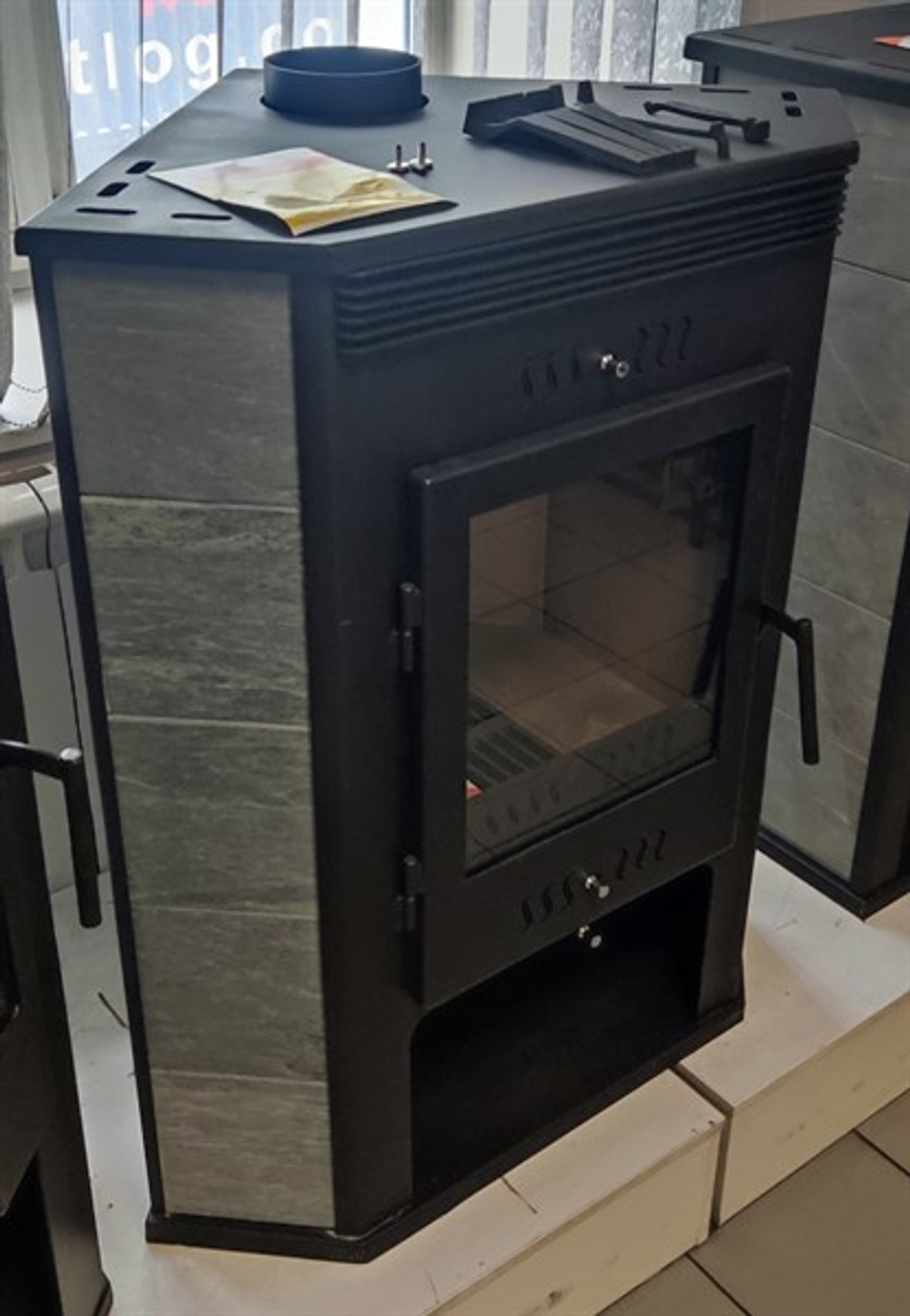 Печь-Камин ASTON 11кВт (180 м3) угловой Ø 150мм (Талькохлорит)