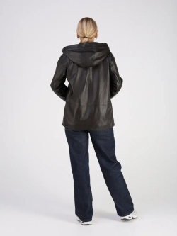 Кожаная куртка демисезонная с капюшоном