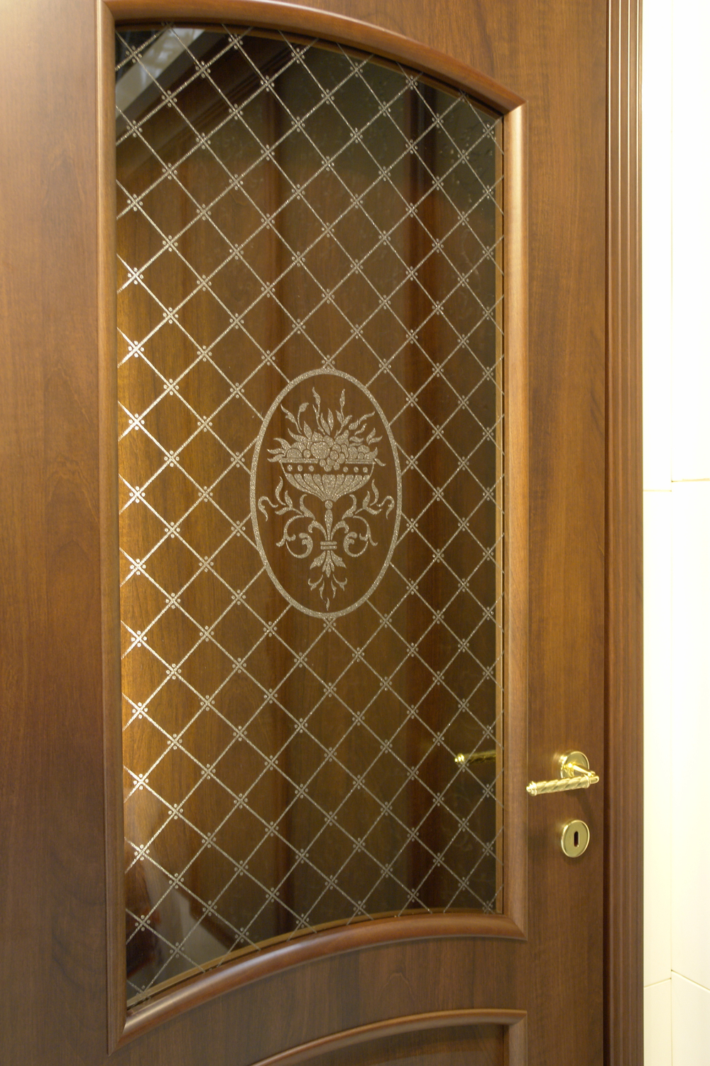 Витражи , UV фотопечать , объёмная UV фотопечать , ультратонкие ( 7 мм ) световые панели.