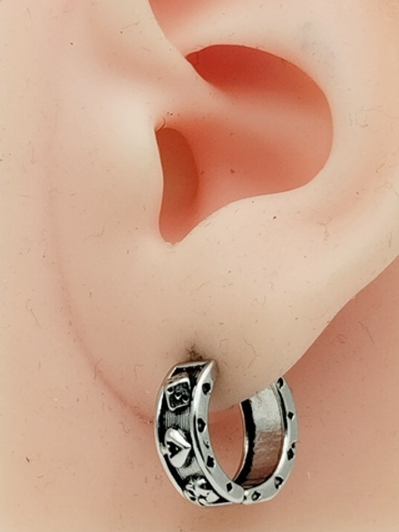Серьга кольцо "Игра" стальная.