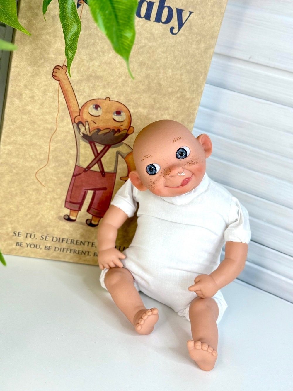 Кукла LAMAGIK мягконабивная  28см Carita (2801A)