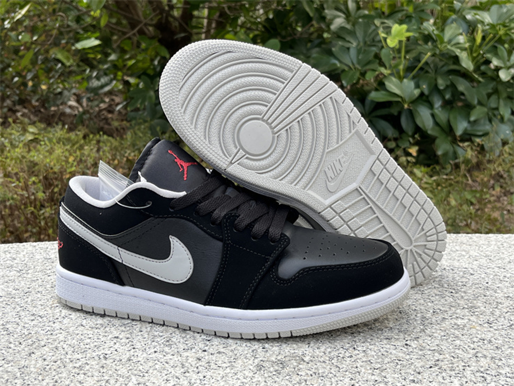 Air Jordan 1 Low 553558-032