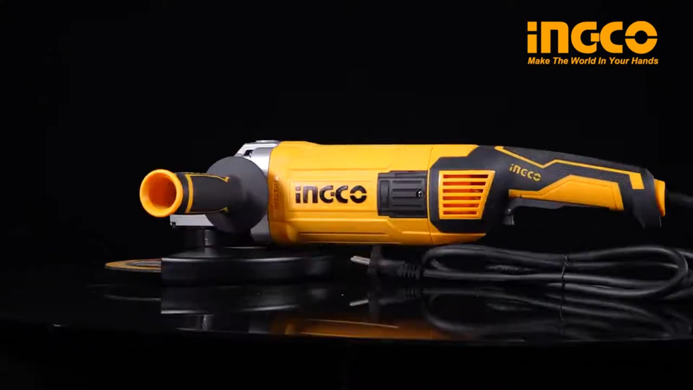 Угловая шлифовальная машина (УШМ) INGCO AG26008 INDUSTRIAL 230 мм 2,6 кВт