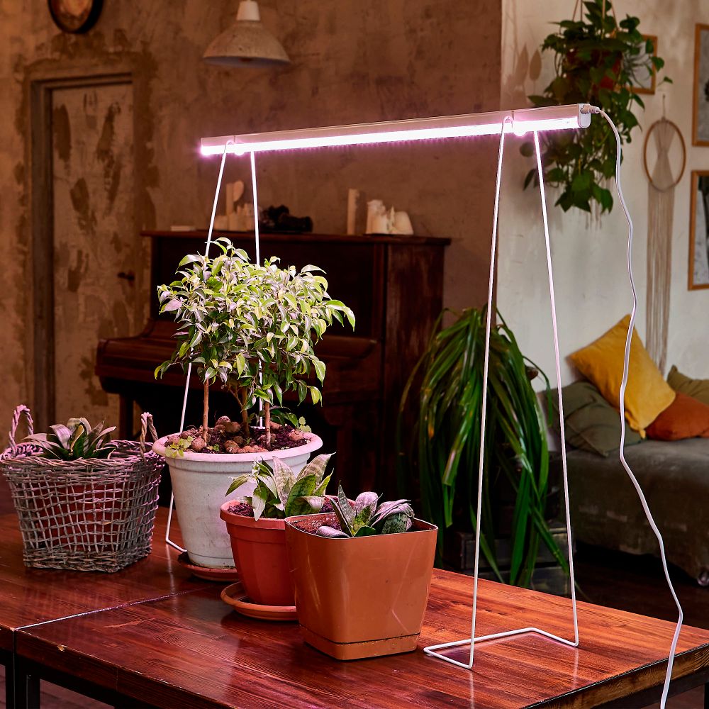 ULI-P33-24W-SPLX IP40 WHITE Светильник для растений светодиодный линейный. 872мм. выкл. на корпусе. Алюминий. Спектр с дальним красным для фотосинтеза. TM Uniel