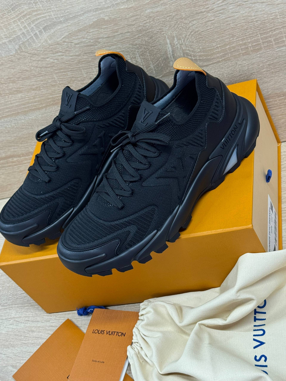 Кроссовки Louis Vuitton