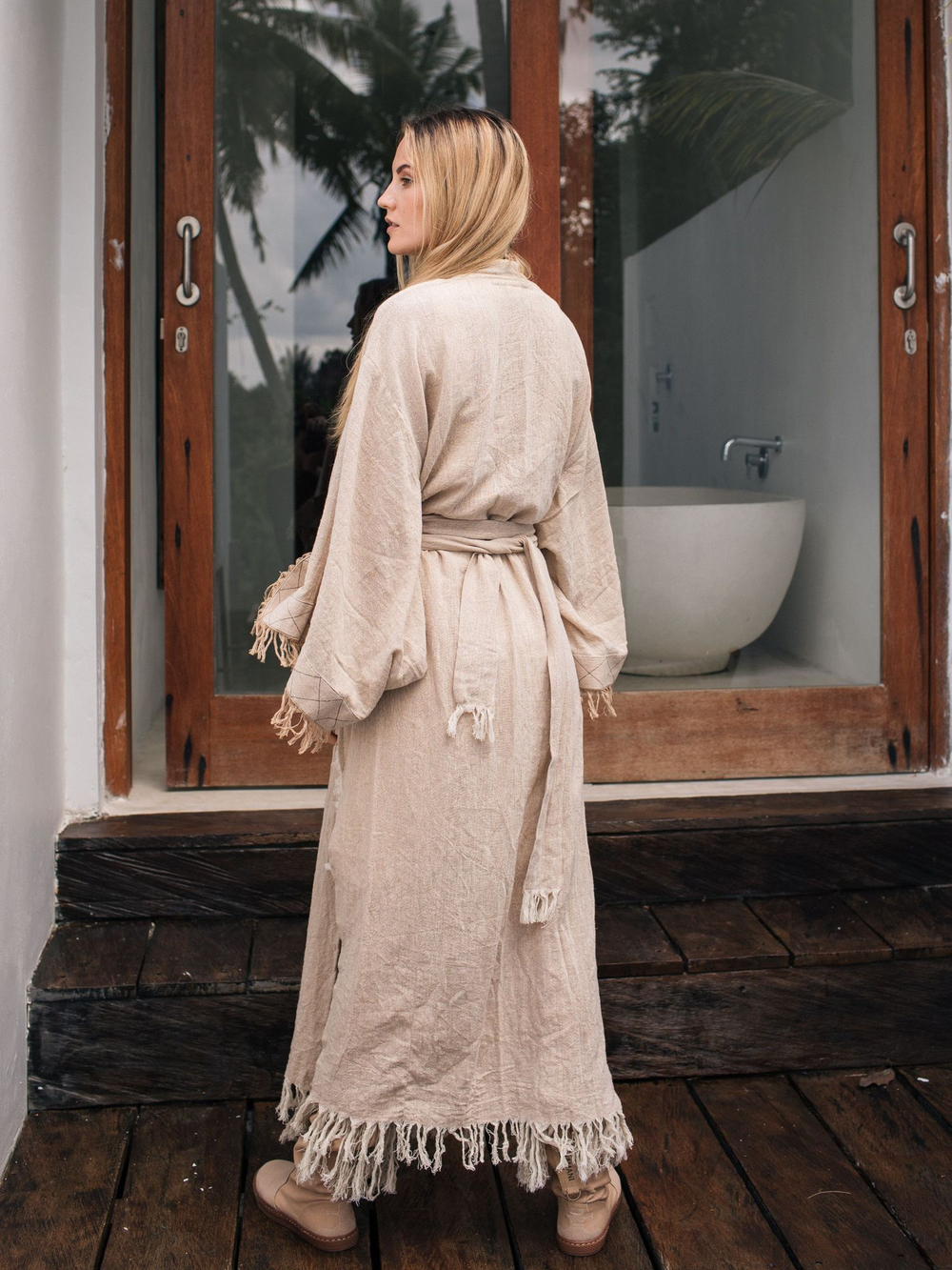 Кимоно с разрезами (бежевый)