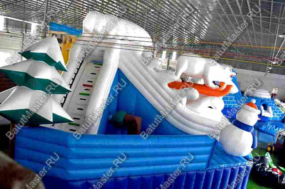 Надувной наземный аквапарк «Морское царство 3»  с фигурой пингвина, 16*16*6 м