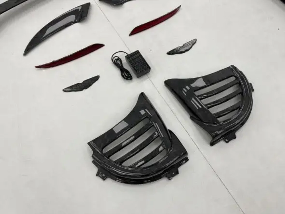 Карбоновый обвес для ASTON MARTIN DB11 2016+ Астон Мартин Аэродинамический обвес