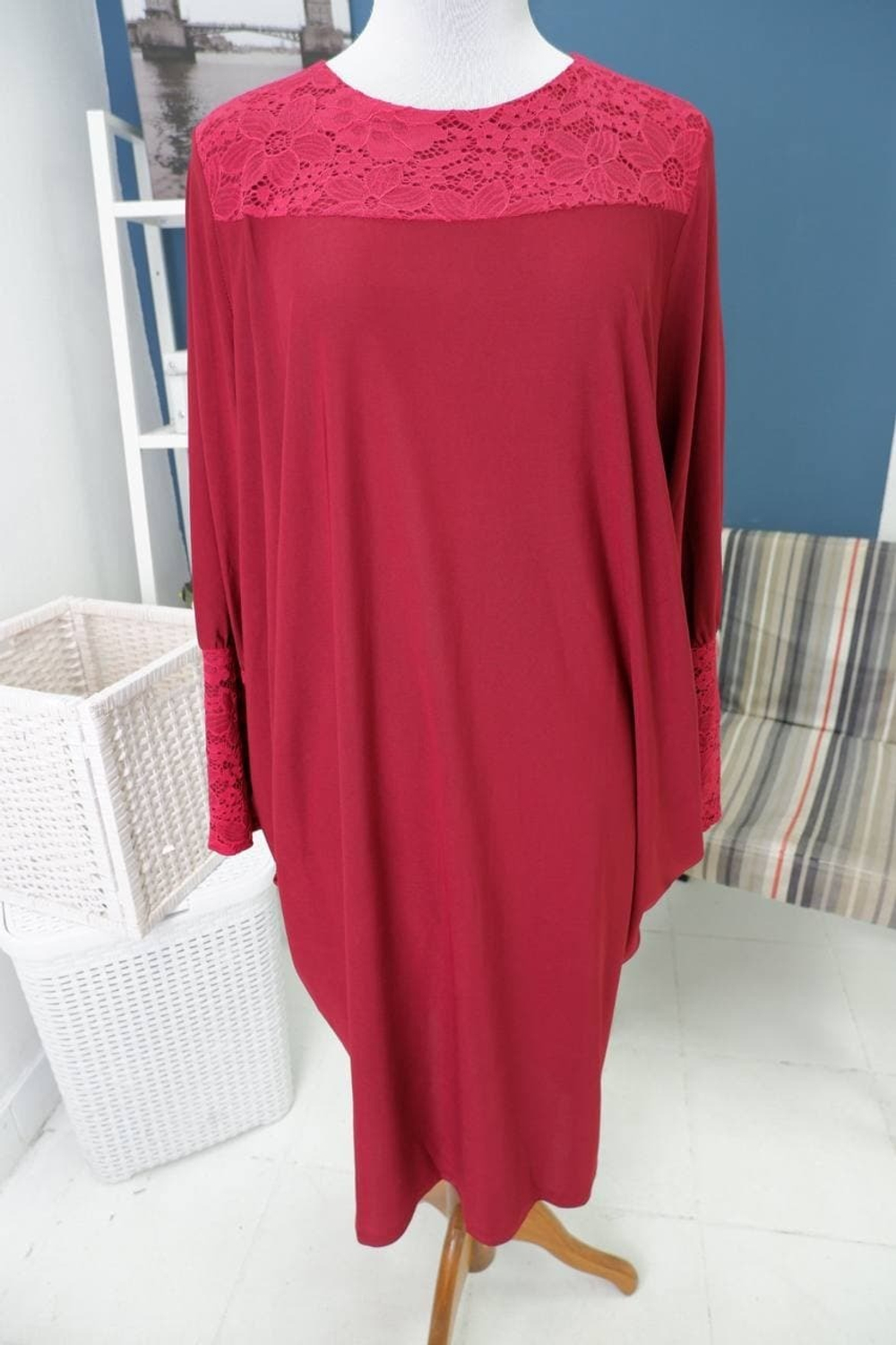 Платье "Примадонна" с кружевом 56 размер, новое