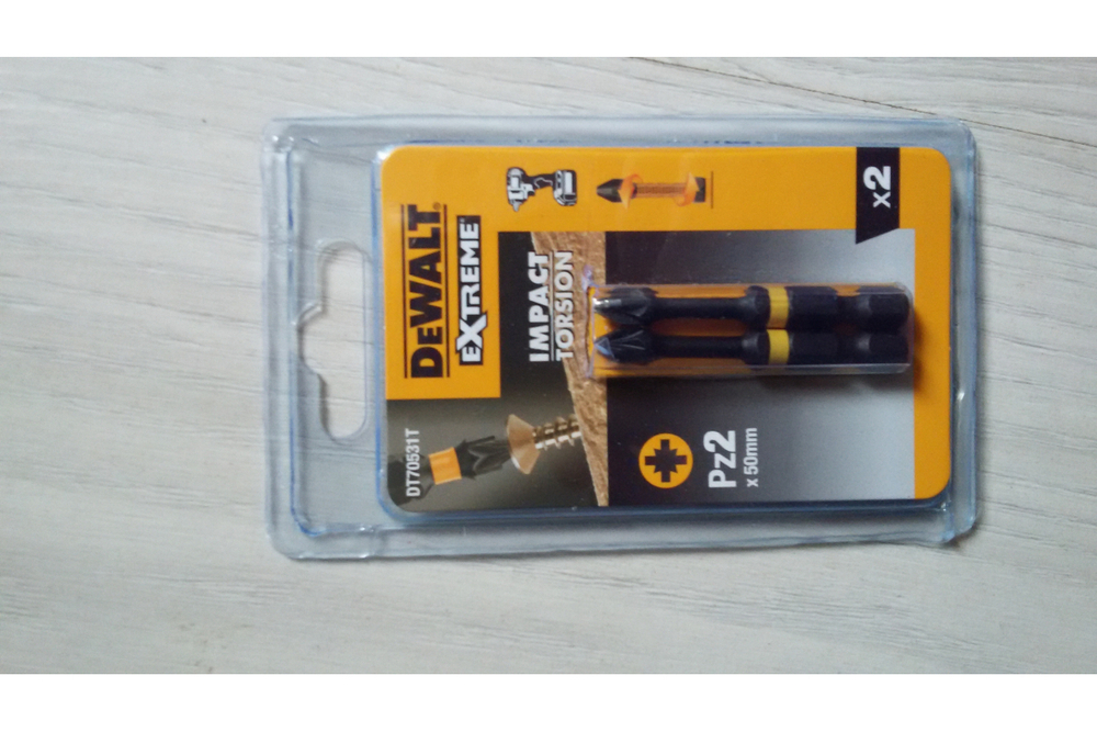 Биты ударные IMPACT Torsion Pz2, 57мм, 2шт. DEWALT DT70531T