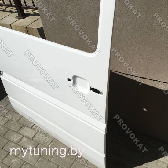 Дверь сдвижная боковая под стекло стеклопластик для Mercedes Sprinter W901-W905 / VW LT