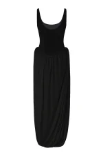 Черное платье с буфами