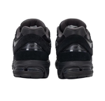 Кроссовки New Balance 2002R 'Triple Black Suede' U2002RBL