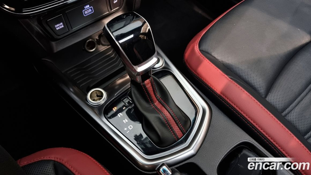 KG Mobility (Ssangyong) Very New Tivoli Бензин 1.5 2WD (08.2019)