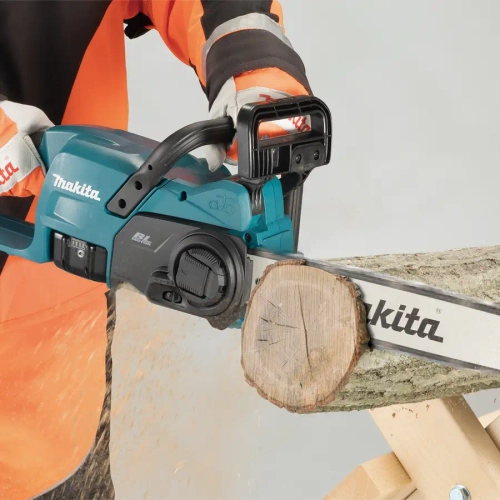 Аккумуляторная цепная пила Makita DUC407RT