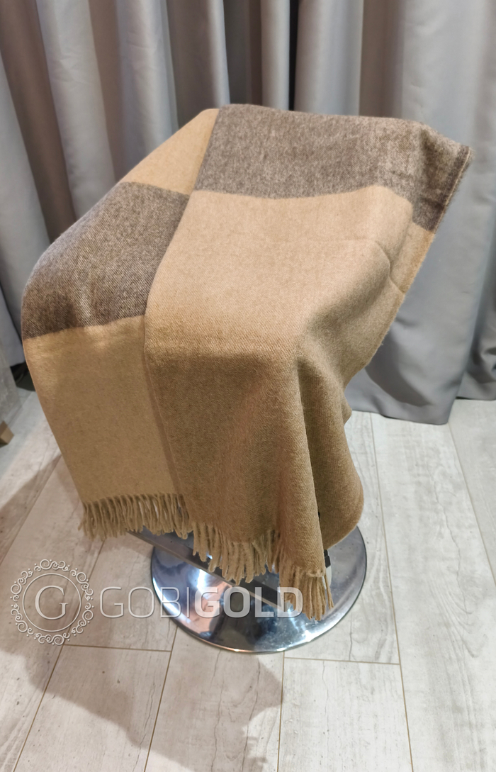 Плед из пуха верблюда 150x200 см. (ERDENET) - полосы крупные