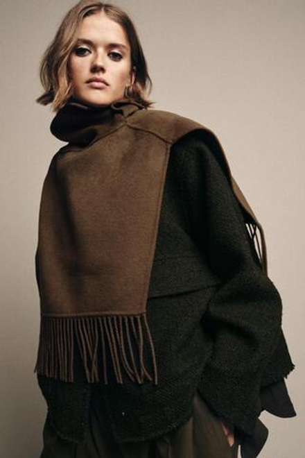 ZARA КОРОТКАЯ НАКИДКА ИЗ ШЕРСТИ С БАХРОМОЙ, СВЕТЛО-КОРИЧНЕВЫЙ
