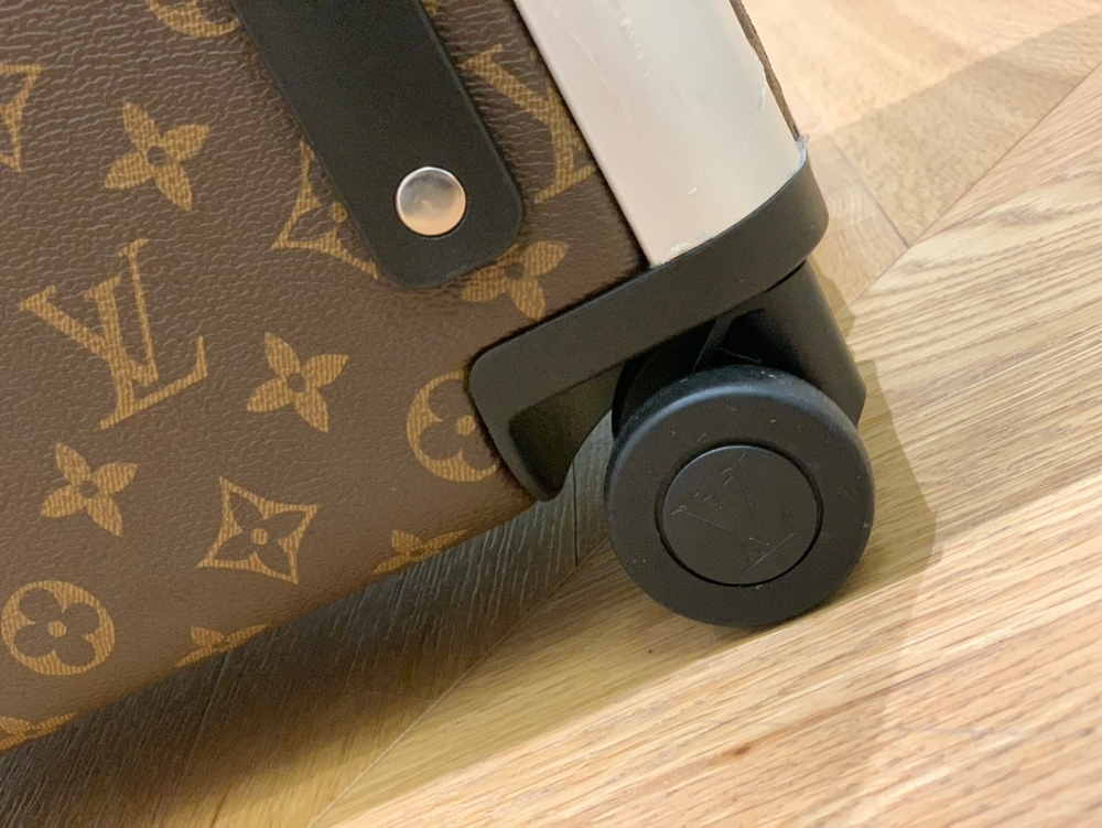 Louis Vuitton Horizon 55