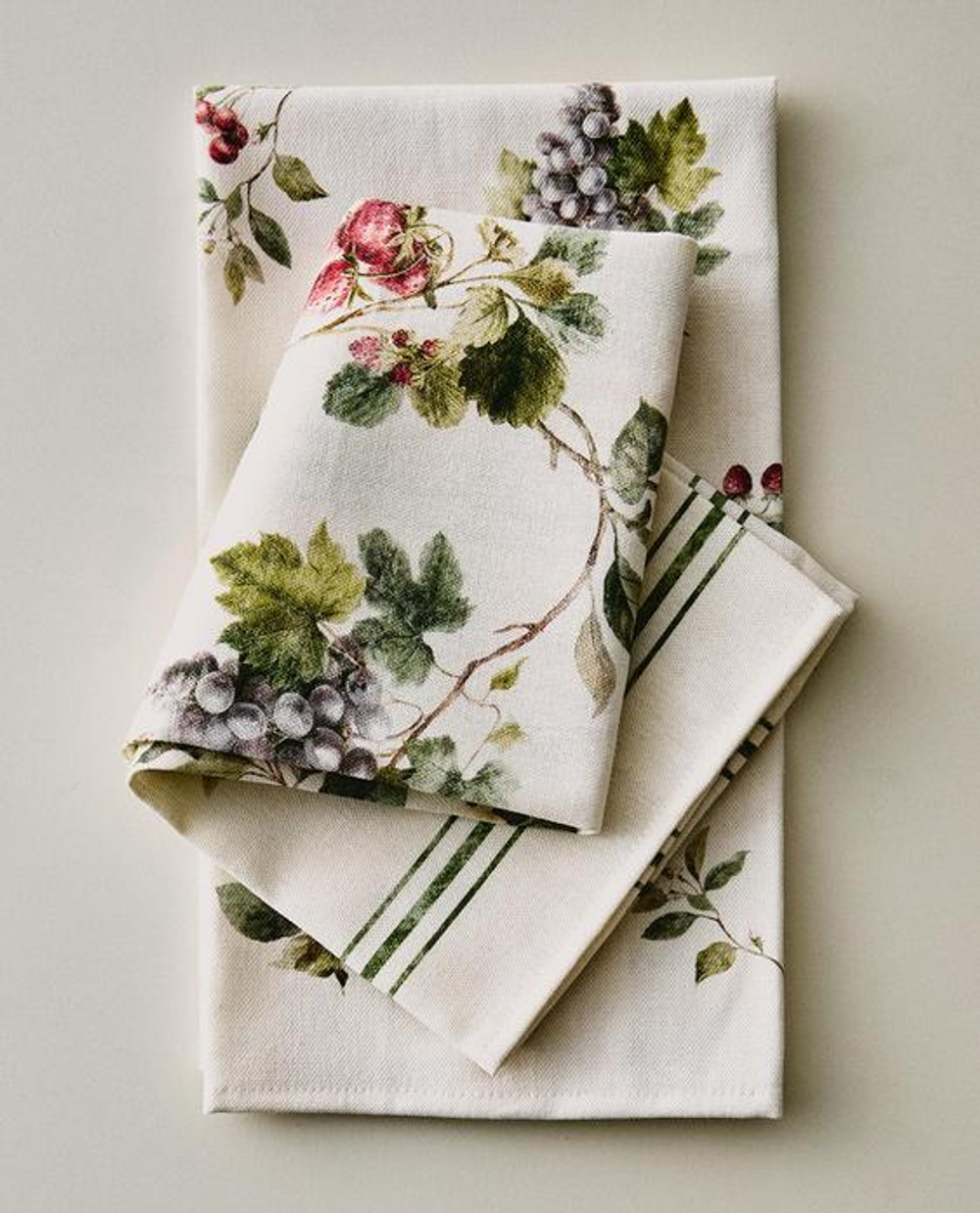 ZARA HOME НАБОР КУХОННЫХ ПОЛОТЕНЕЦ ИЗ ХЛОПКА С ЦВЕТОЧНЫМ ПРИНТОМ (2 ШТ.), ЗЕЛЕНЫЙ