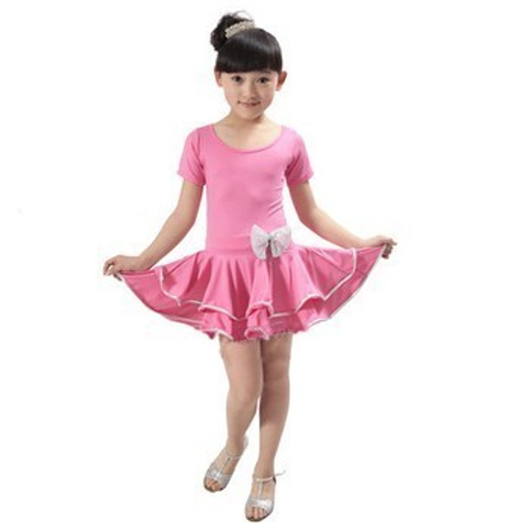 Платье танцевальное с двухслойной юбкой и бантом на талии