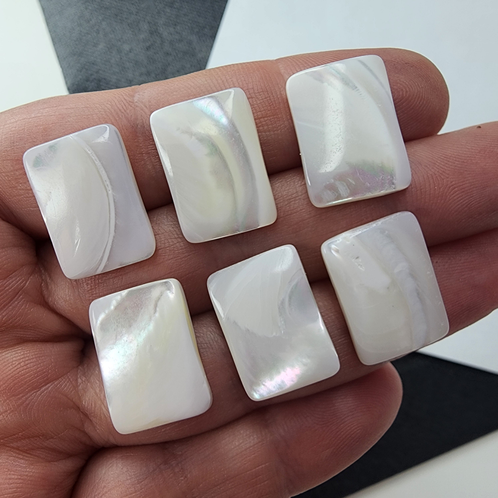 Перламутр натуральный, бусина прямоугольник, р-р 18×13мм, штучно