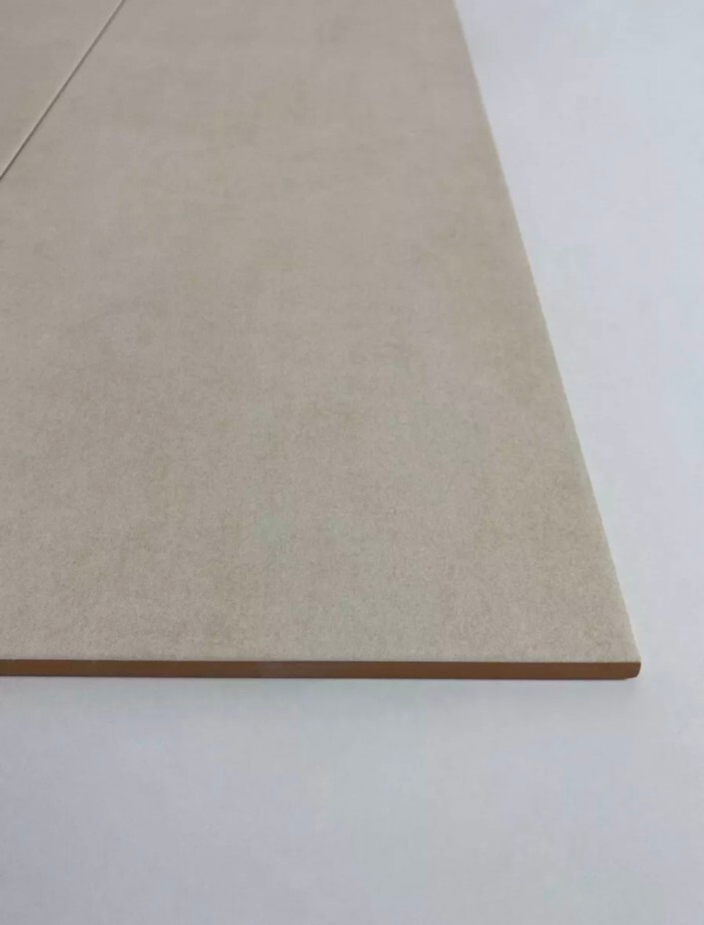 Quarta beige wall 01 250х600 (1-й сорт)