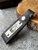 Брелок кожаный на ключи с гравировкой