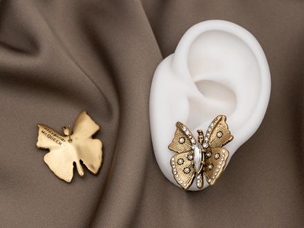 Серьги-гвоздики "Alexander McQueen. Бабочка", 26мм