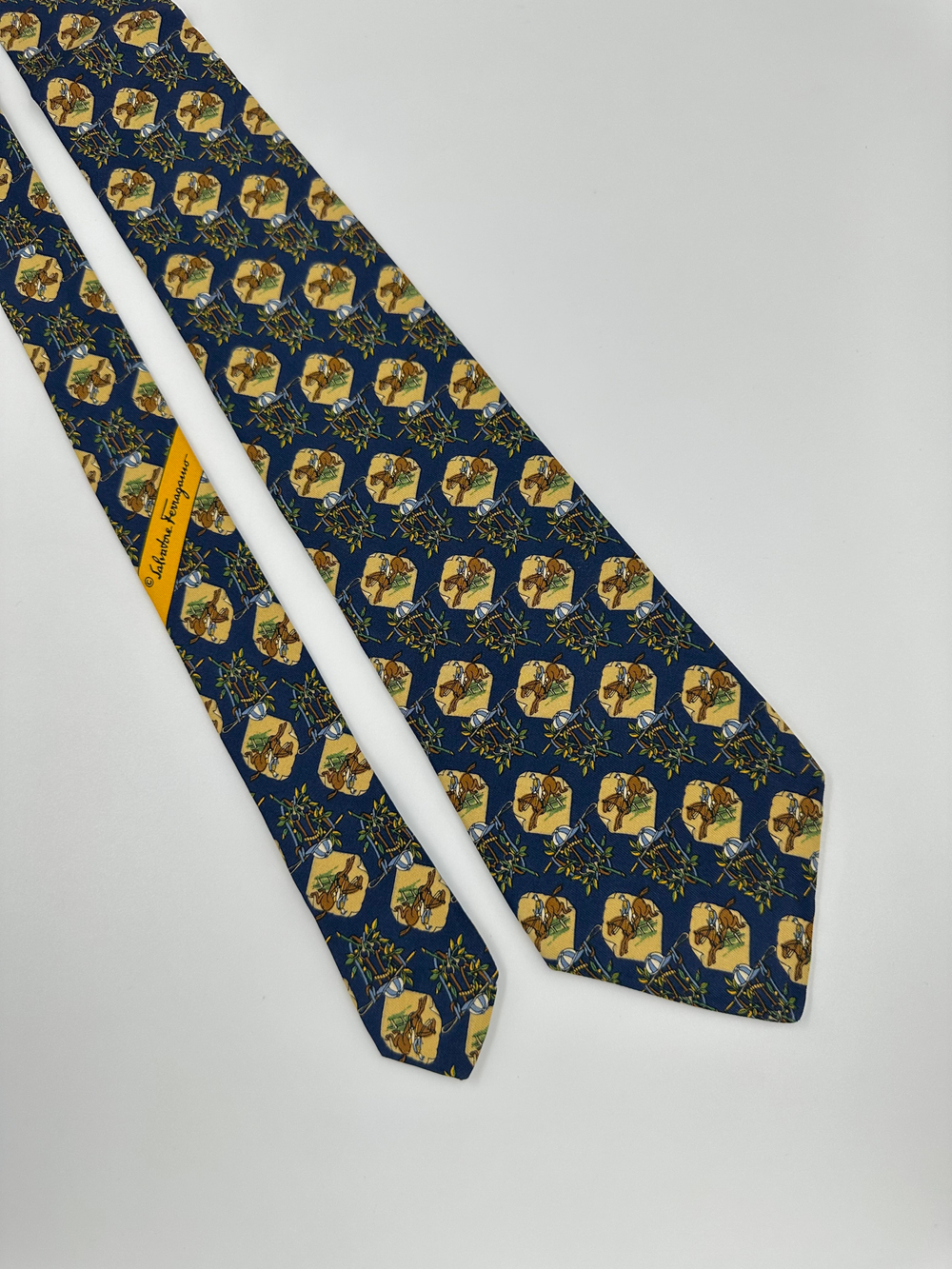 Галстук синий Salvatore Ferragamo