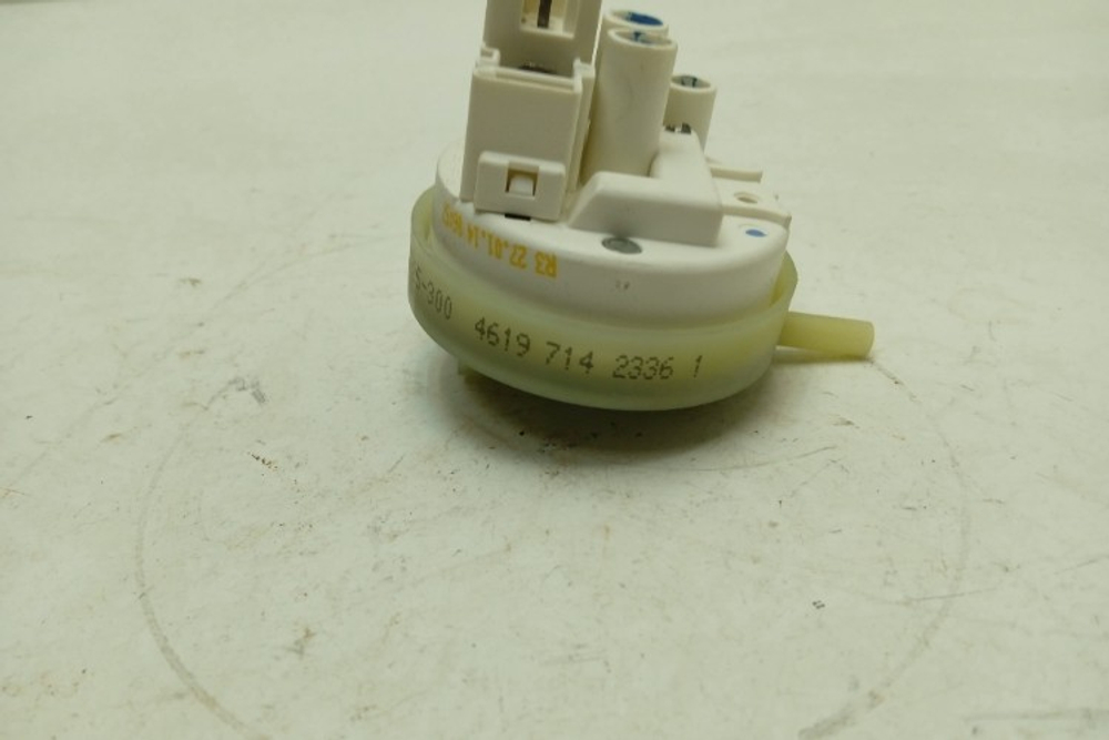 AWOC0714 кт138 Датчик уровня воды для стиральной машины Whirlpool AWOC0714 б/у