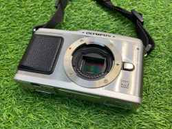 Olympus Pen E-P1 kit 14-42mm 3.5-5.6