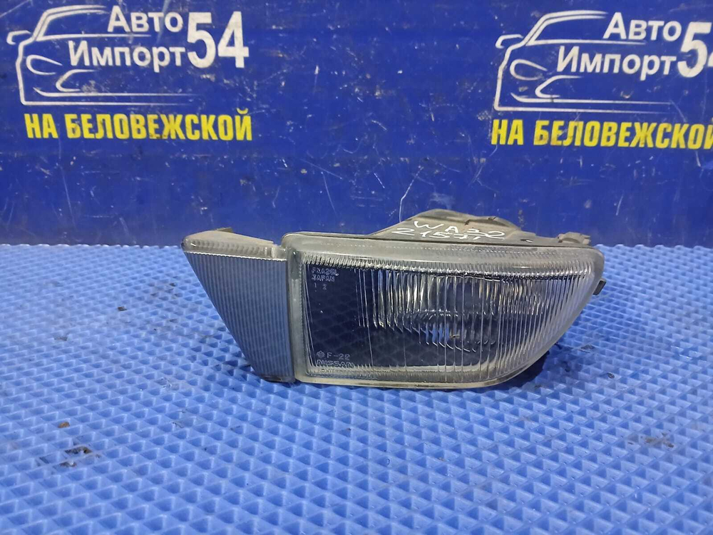 Туманка левая NISSAN CEFIRO 1997-1999