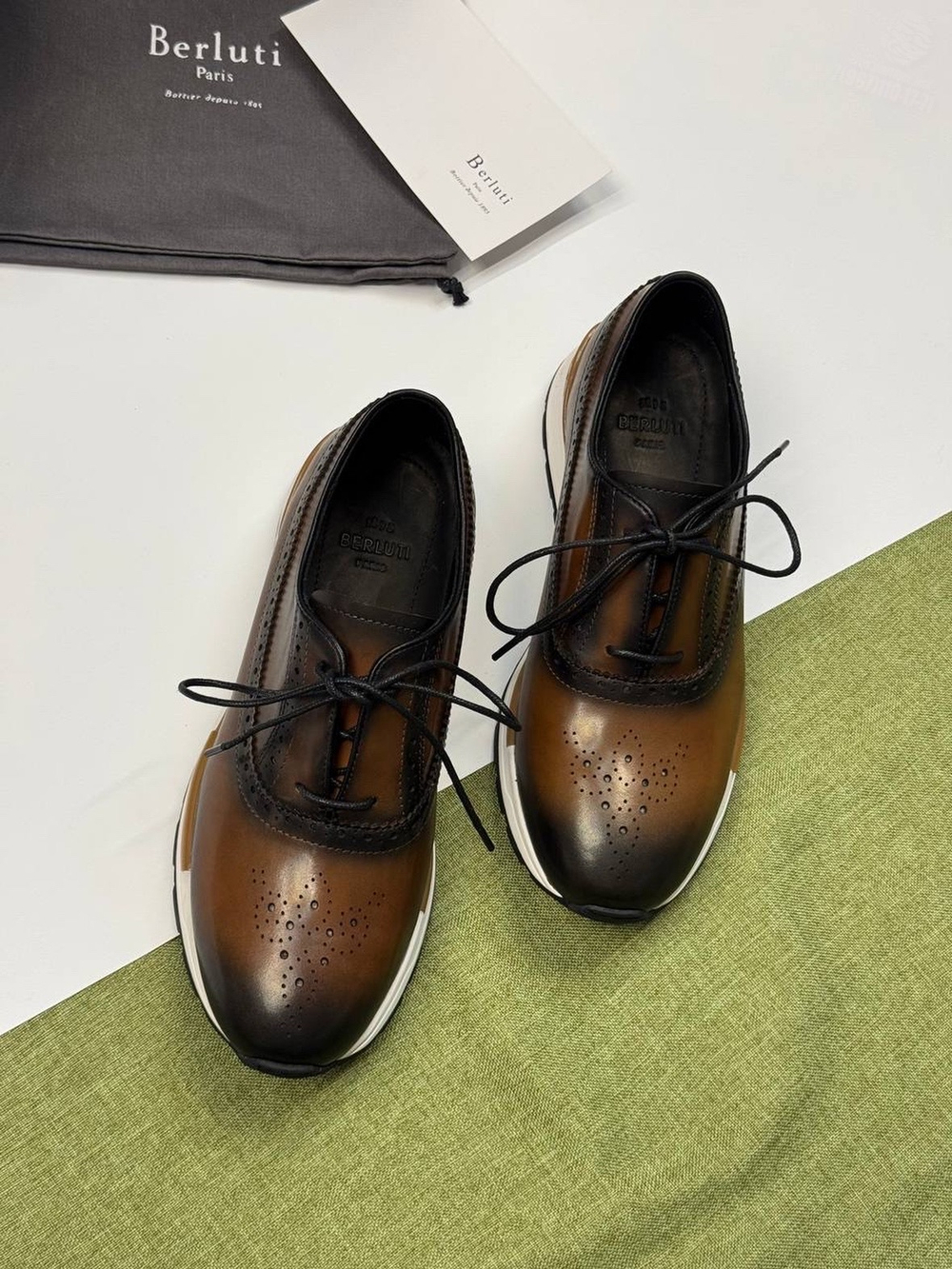Кроссовки Berluti