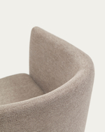 Harlan Стул из коричневой синели с ножками из массива ясеня