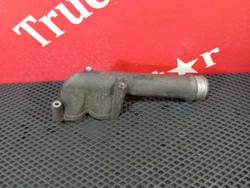 Патрубок корпуса термостата