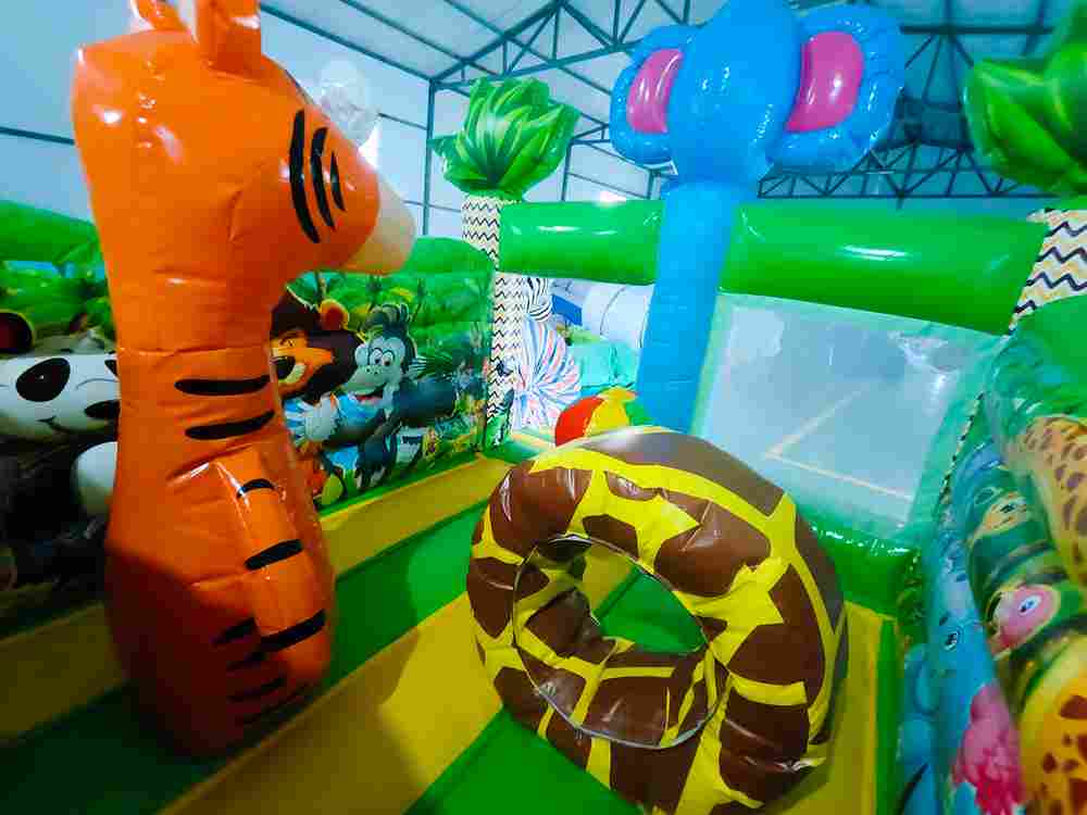 Коммерческий надувной батут «Чудо-сафари 3» 3,5*3,5*2,6 м