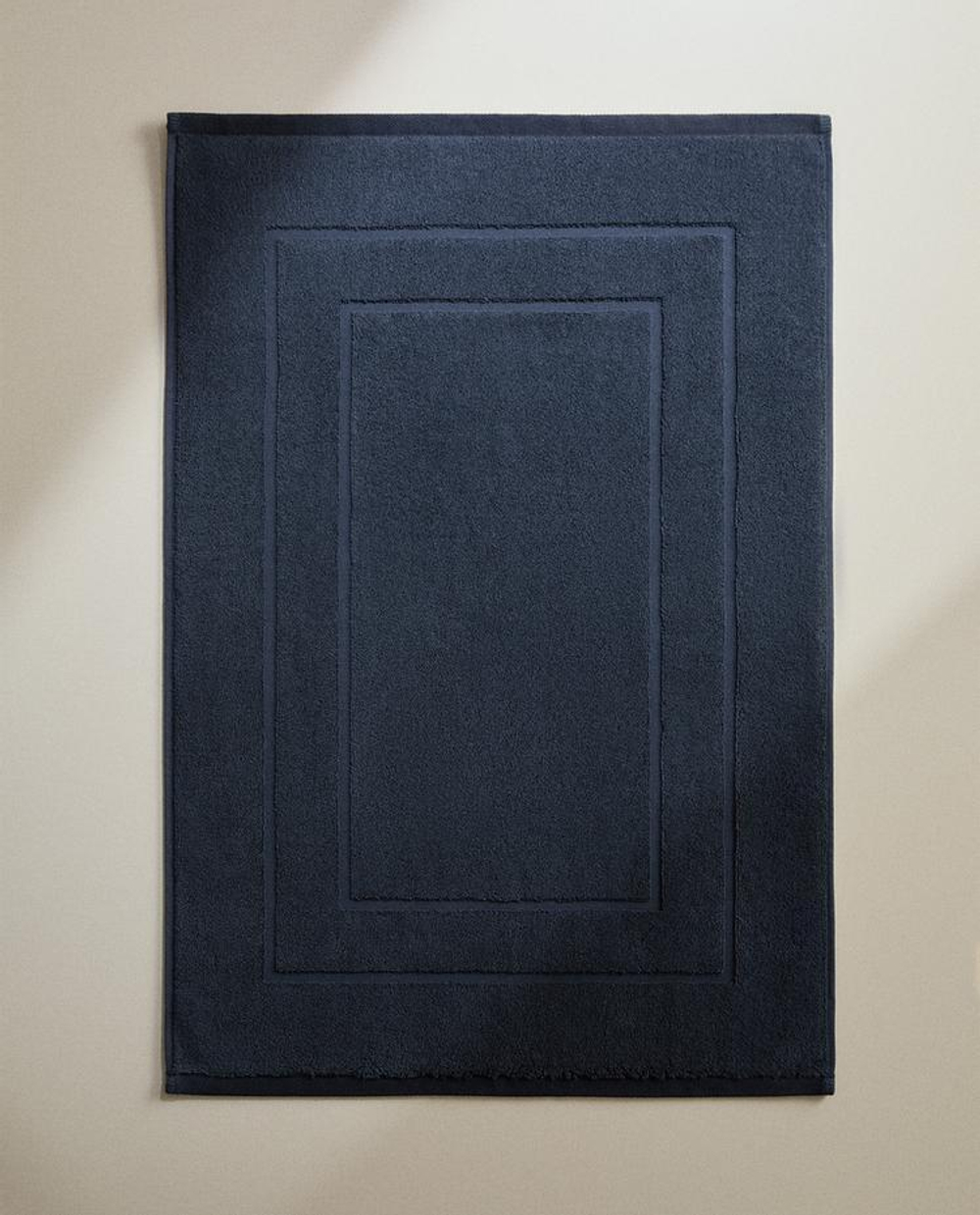 ZARA HOME ХЛОПКОВЫЙ НЕСКОЛЬЗЯЩИЙ КОВРИК ДЛЯ ВАННОЙ, ЧЕРНИЛЬНО-СИНИЙ