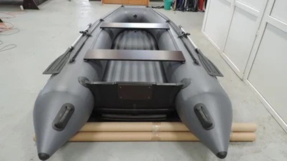 Лодка ПВХ COMPAS 325E