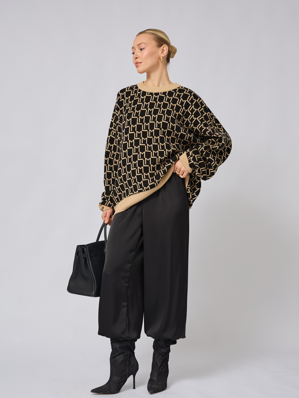 Джемпер оверсайз с логотипом "ML"