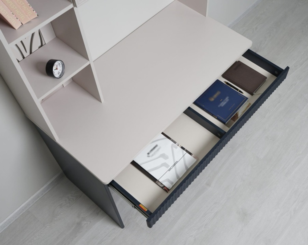 Флоренция-905 (DaVita) 905.24 Стол компьютерный