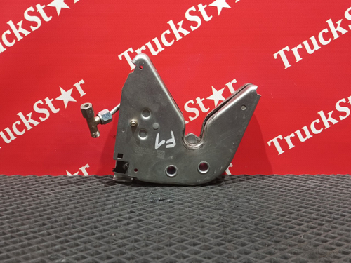 Замок кабины левый 2023г.