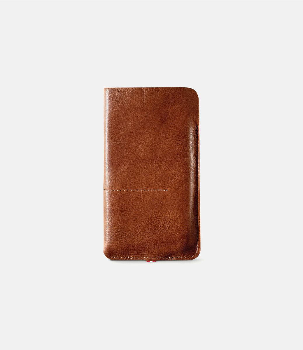 Hard Graft Wild Classic — чехол из кожи для iPhone
