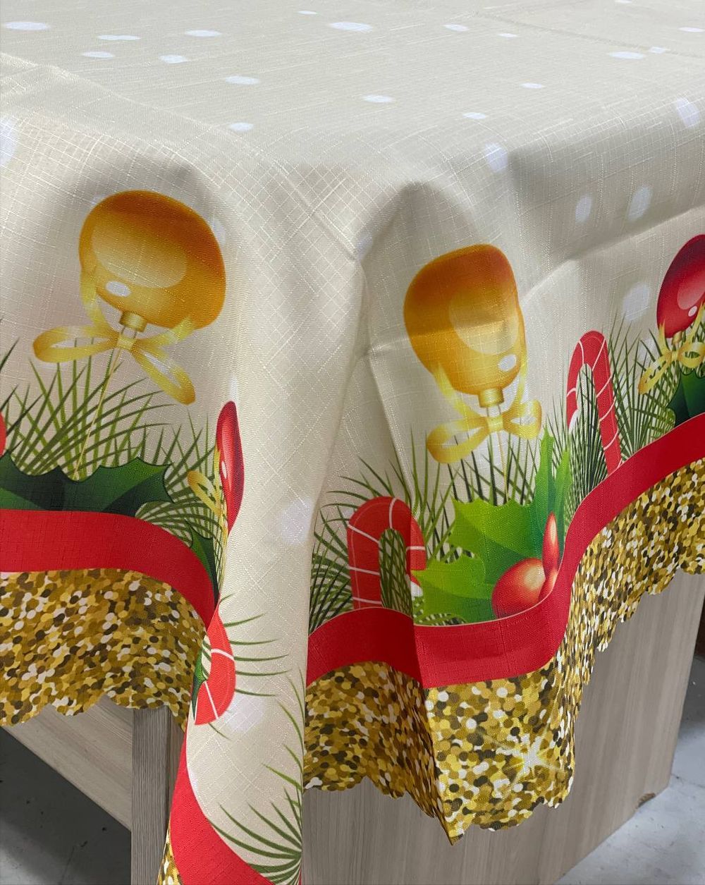 Скатерть НОВЫЙ ГОД 150/220 ЛИКВИ!