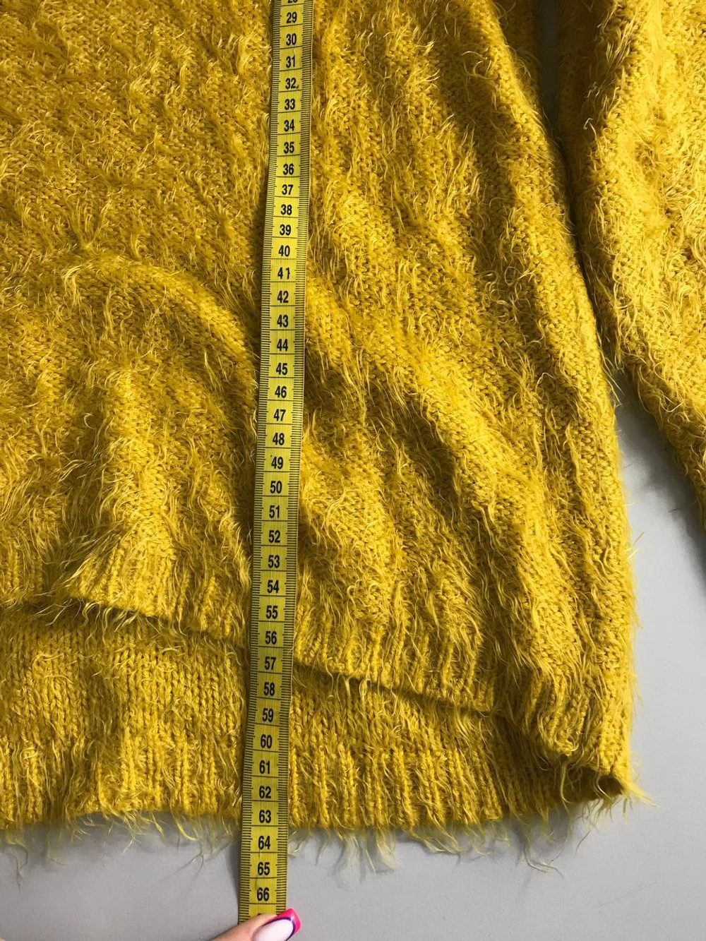 Джемпер классного цвета мохнатый, визуально 48/50 размер